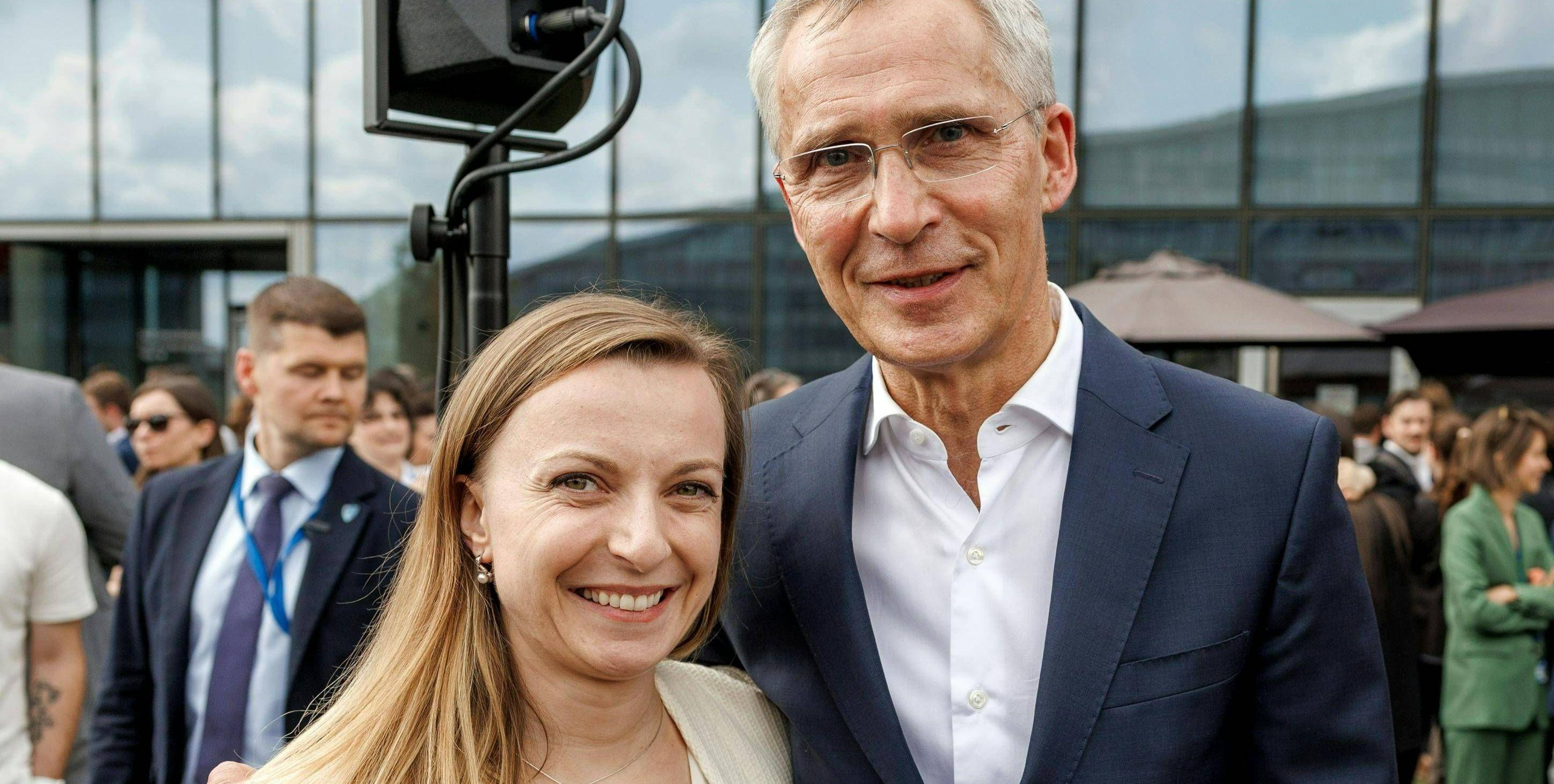 Katarina Kertysova and Jens Stoltenberg